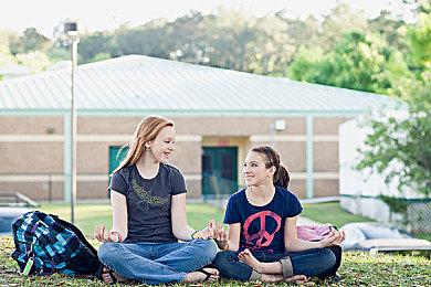 《地狱之刃2》将推出实体版 与PS5版同步发售